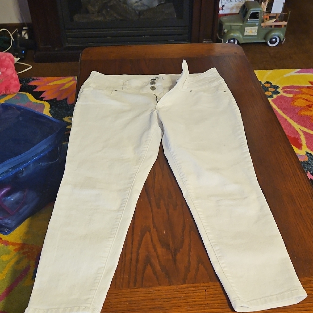 d. jeans Off-White Button-Fly Pants